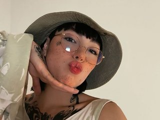 CamiZ22 profile